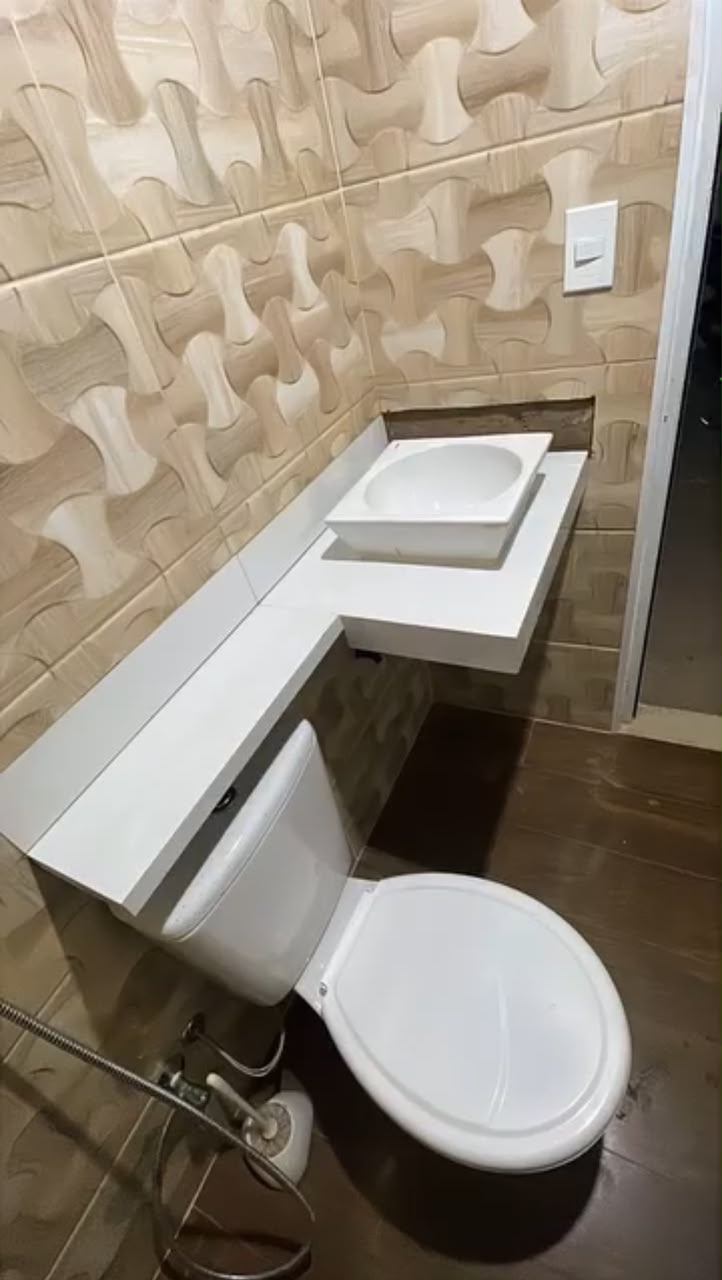 Banheiro com acabamento fino finalizado